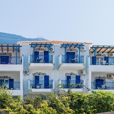 Sirines Aparthotel Vlachata Exterior photo