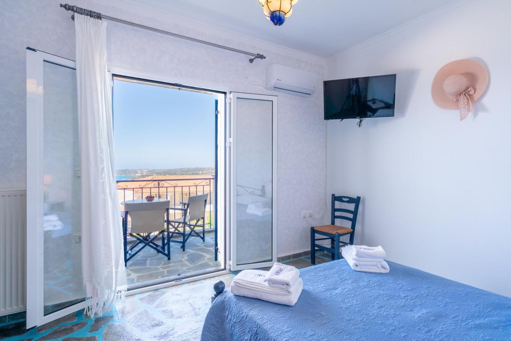 Sirines Aparthotel Vlachata Exterior photo